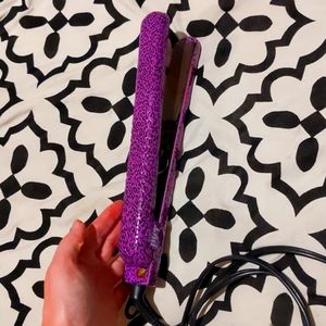 Pyt hair straightener